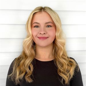 Karina Lyubezhanina